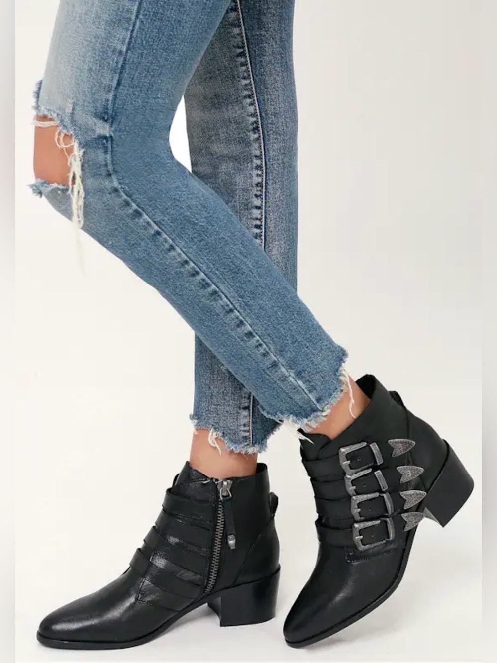 Steve Madden Billey Black Leather Belted Ankle Booties Size 8B NWOT